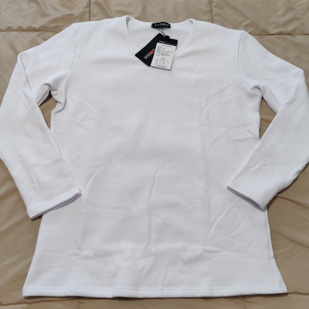 Thick White V-Neck Velvet Sweater X-Large